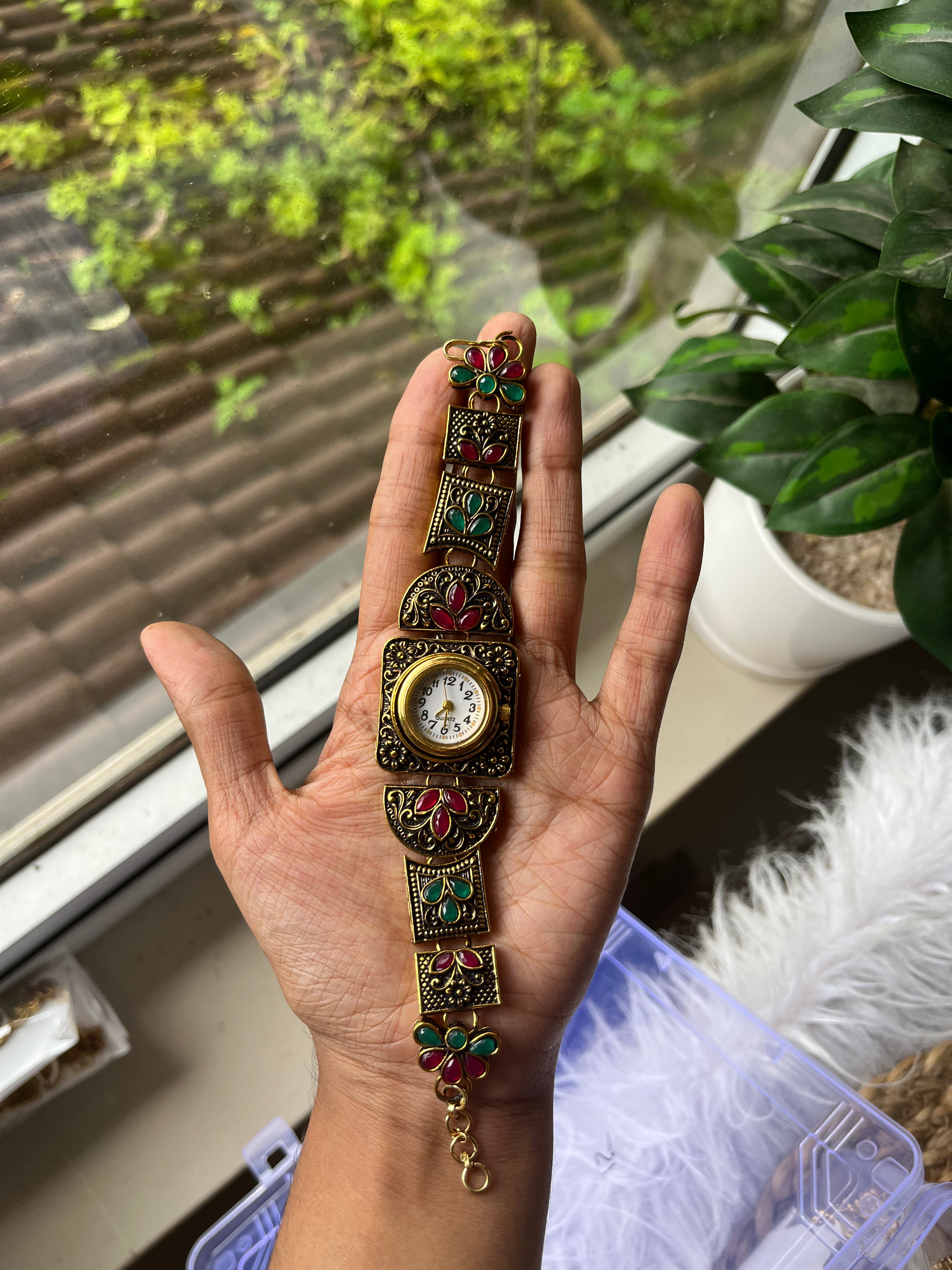Gulnaar Royale Watch